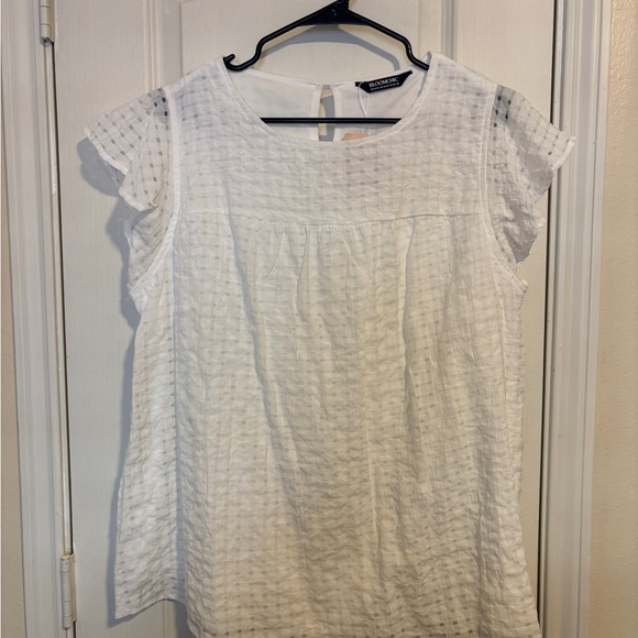 BloomChic Tops - BloomChic White Textured Blouse